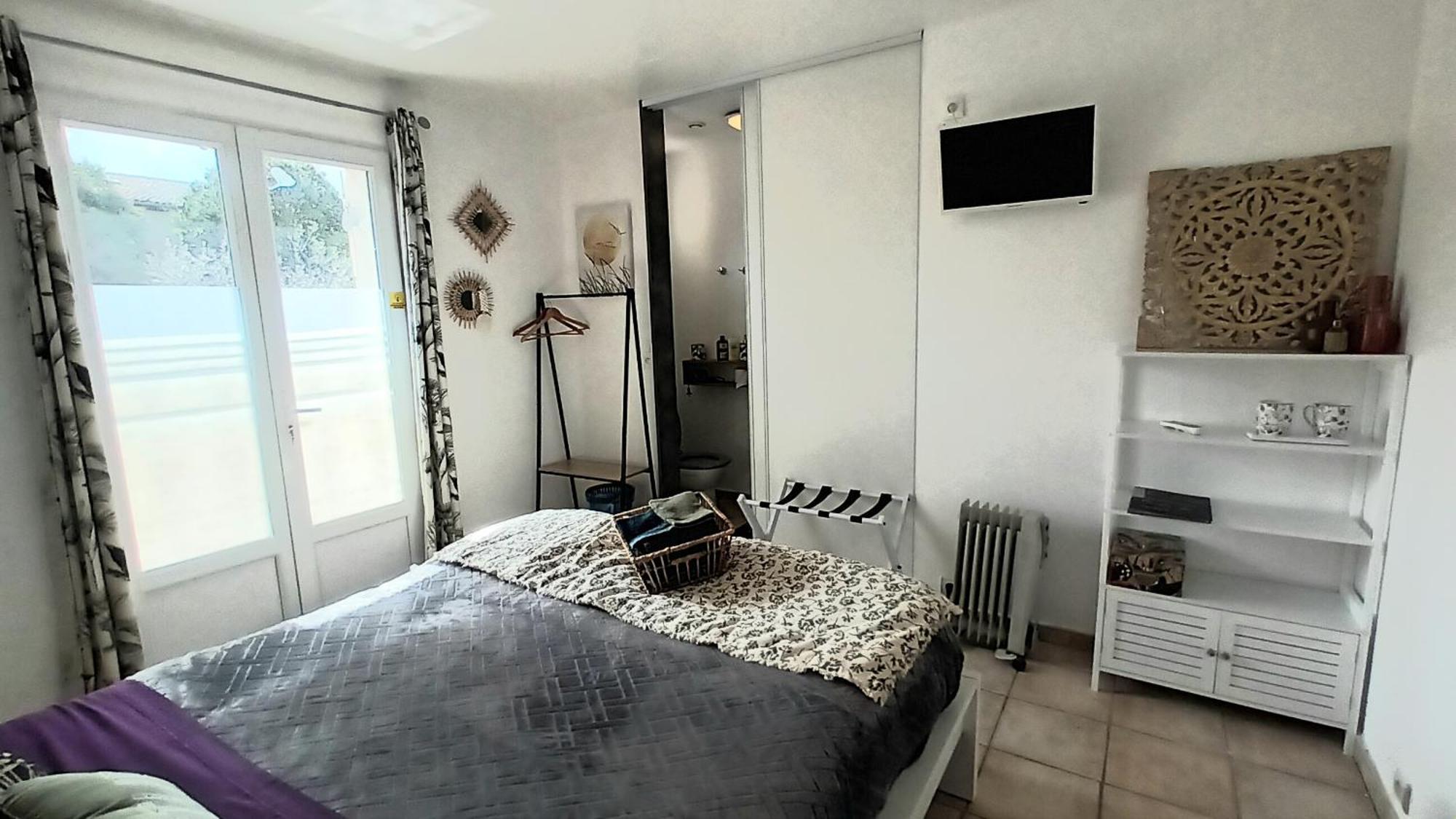 Chambres D'Hotes & Jacuzzi - A L'Ombre Des Amandiers Saint-Martin-dʼArdèche Екстериор снимка